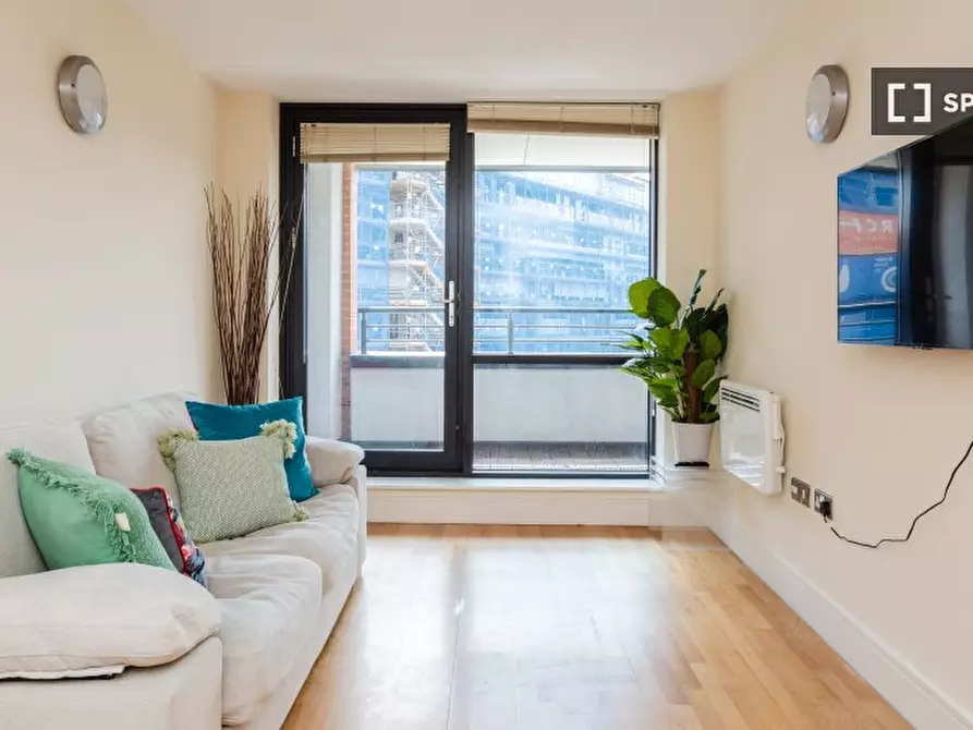 Immagine 9 di Appartamento in affitto  in Great Suffolk St a Camberwell