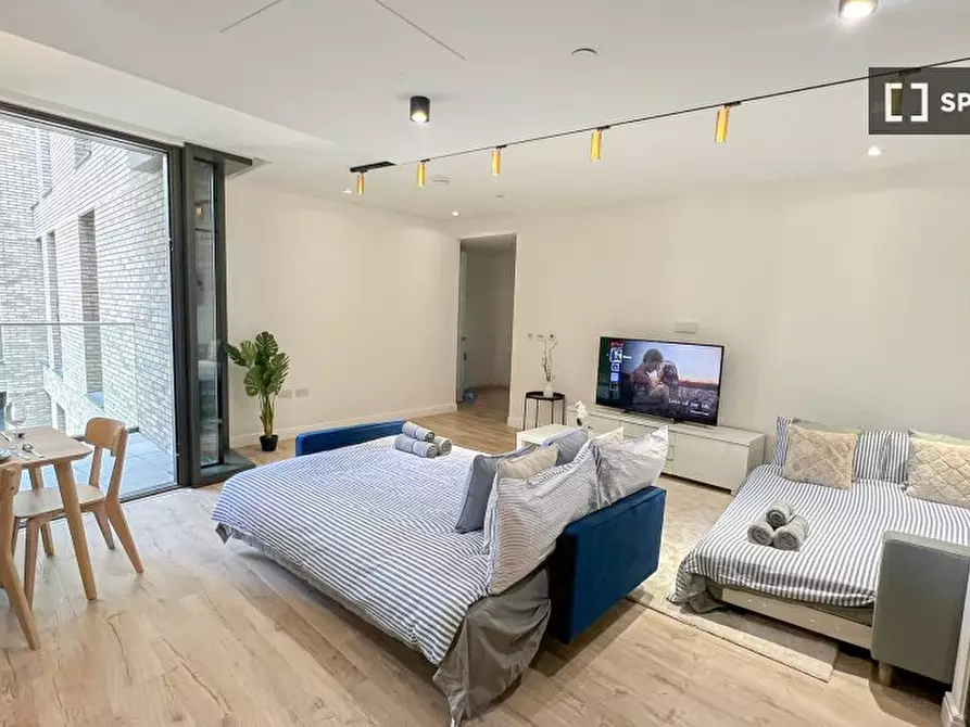 Immagine 12 di Appartamento in affitto  in Dingley Rd a Islington