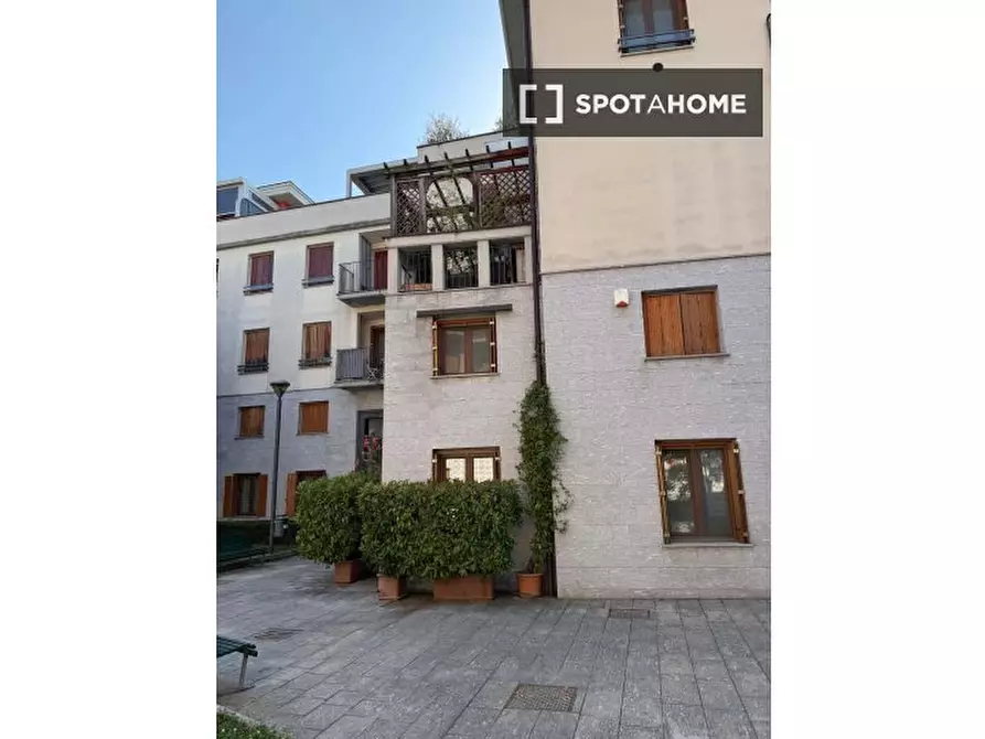Immagine 4 di Appartamento in affitto  in Via Magolfa a Milano