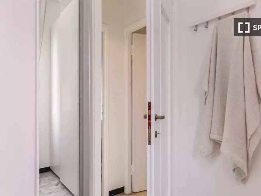 Immagine 6 di Camera condivisa in affitto  in Via Salvatore Barzilai a Milano