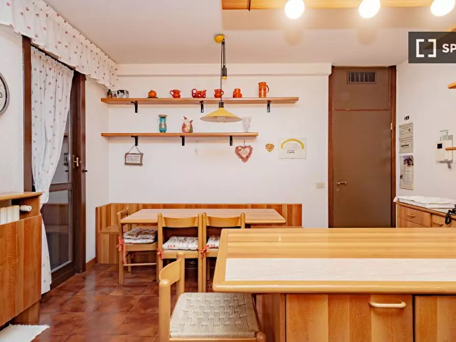 Immagine 13 di Camera condivisa in affitto  in Via Francesco Caracciolo a Milano