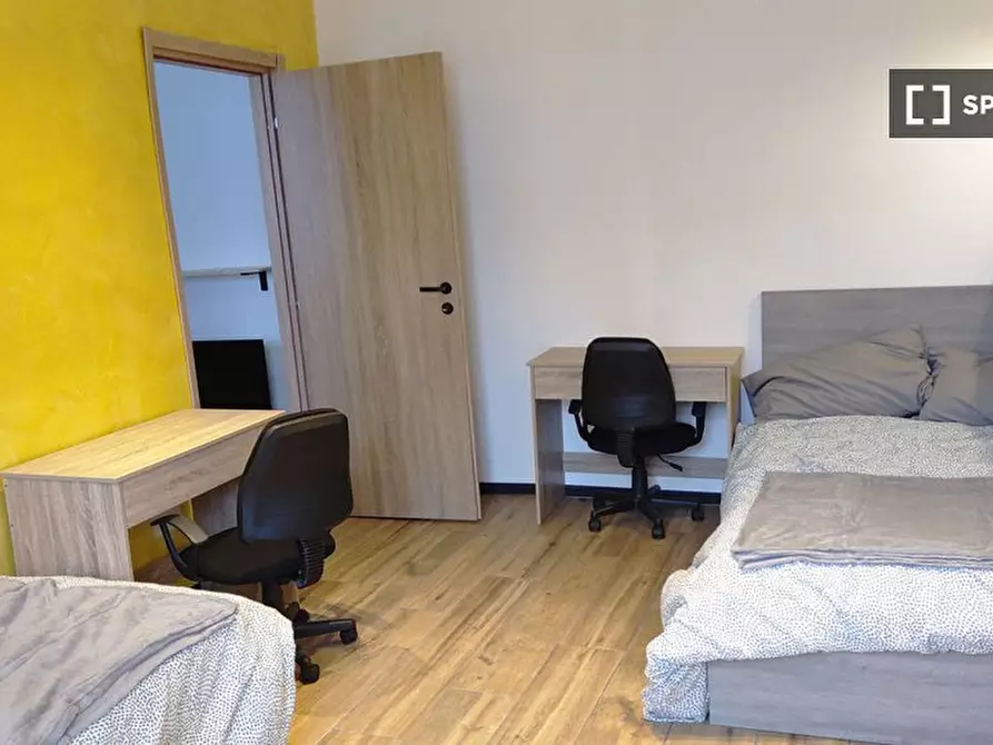 Immagine 10 di Camera condivisa in affitto  in Via Sesia a Torino