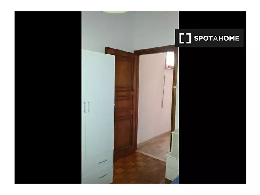 Immagine 2 di Camera condivisa in affitto  in Via del Beato Egidio a Perugia