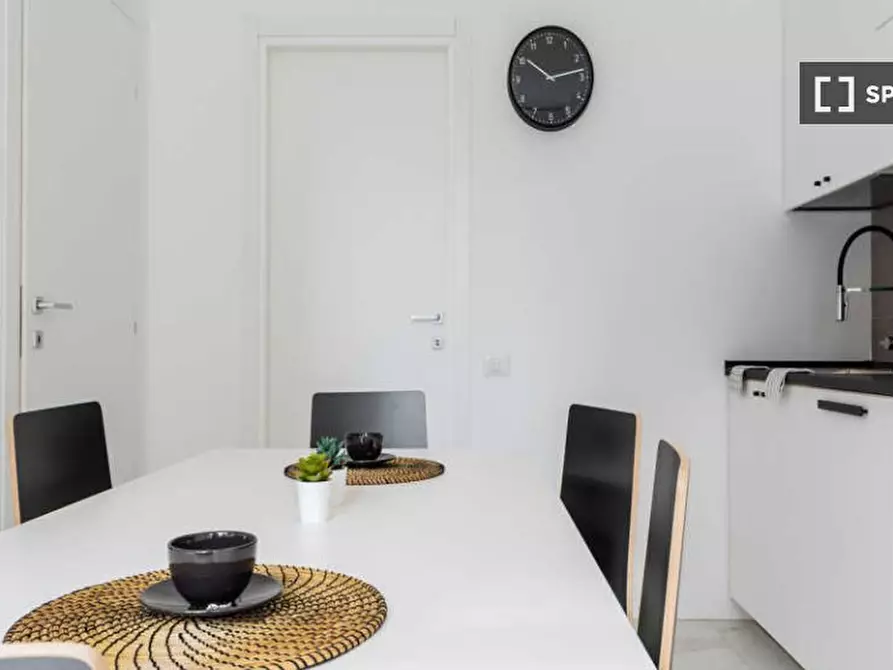 Immagine 14 di Camera condivisa in affitto  in Viale Bligny a Milano