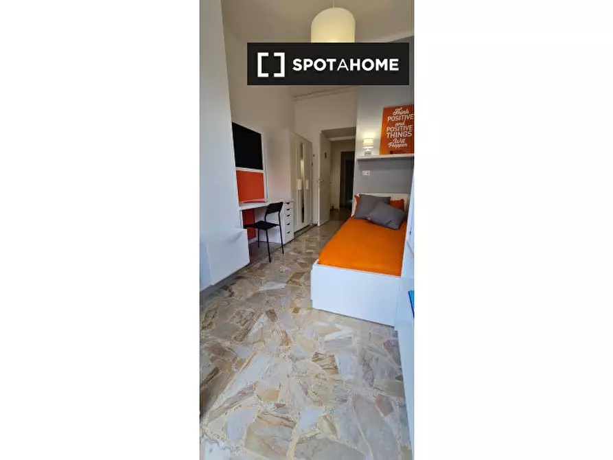 Immagine 7 di Camera condivisa in affitto  in Lungotevere di Pietra Papa a Roma