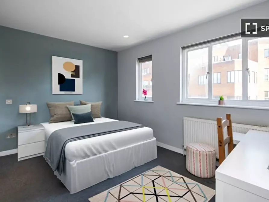 Immagine 9 di Camera condivisa in affitto  in KINGS ROAD a Kensington