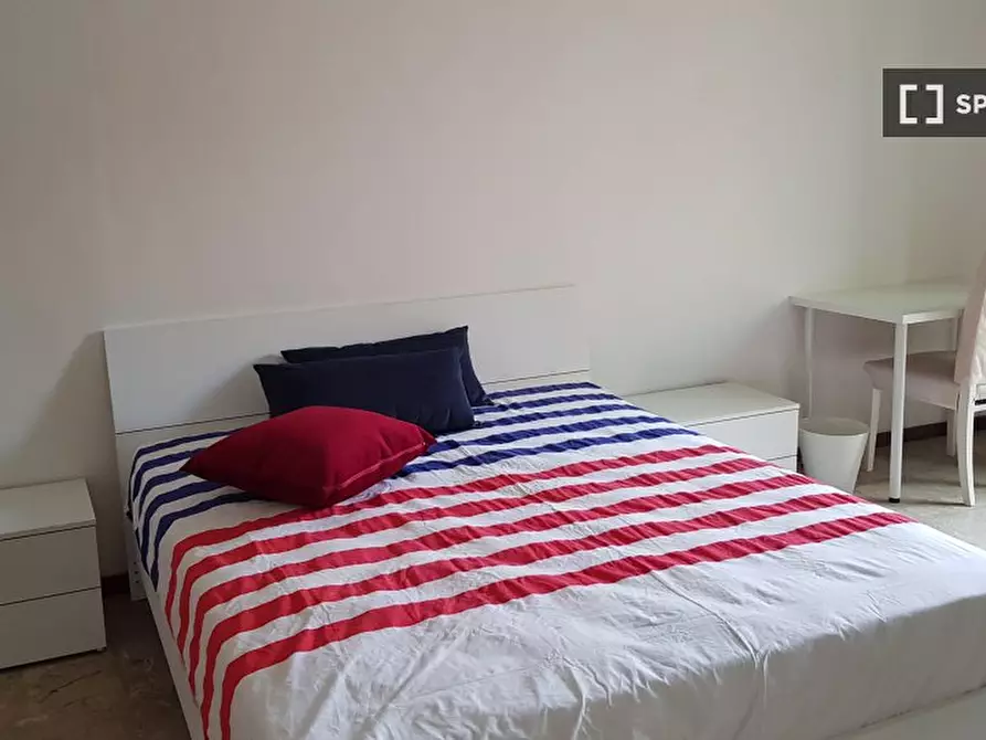 Immagine 2 di Camera condivisa in affitto  in C.so Vittorio Emanuele II a Torino