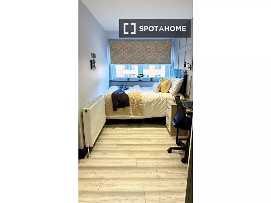 Immagine 1 di Camera condivisa in affitto  in Balmoral Dr a Borehamwood