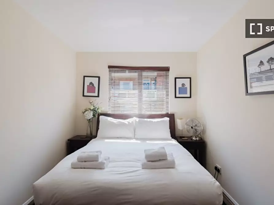 Immagine 12 di Appartamento in affitto  in Wesley Cl a Camberwell