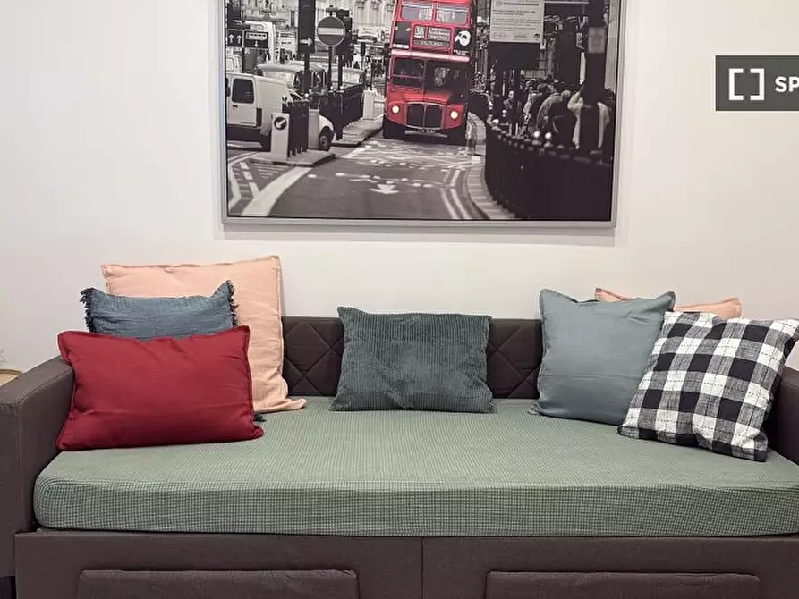 Immagine 1 di Appartamento in affitto  in Via di Villa Patrizi a Roma