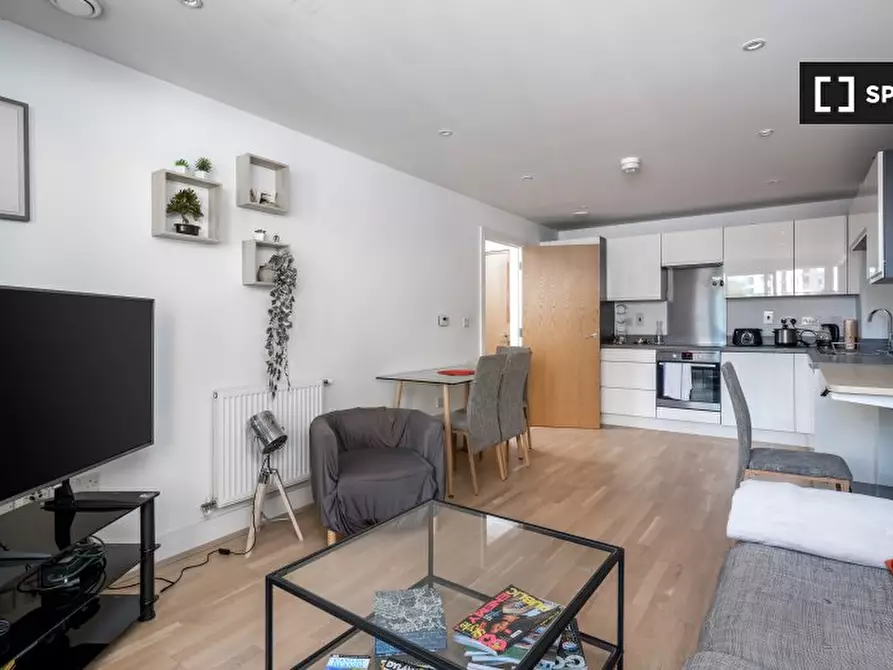 Immagine 4 di Appartamento in affitto  in Knightley Walk a Wandsworth