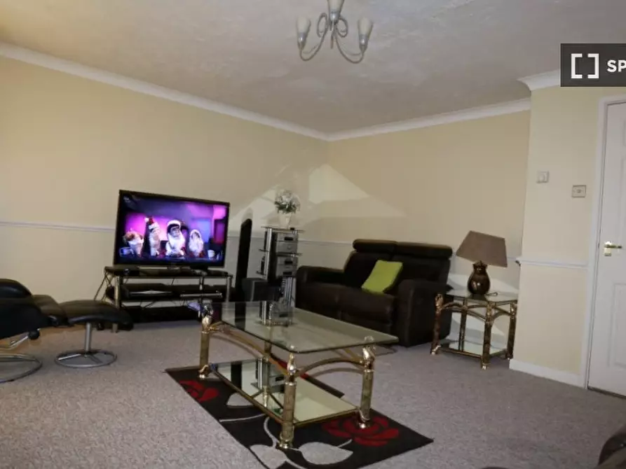 Immagine 3 di Appartamento in affitto  in Ware Point Drive a Eltham