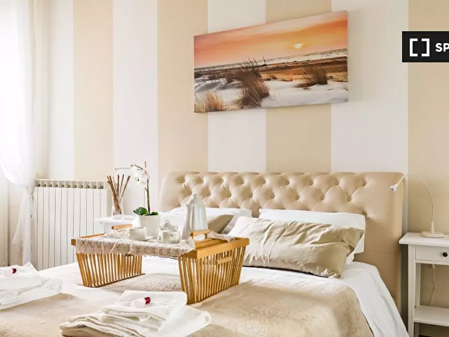 Immagine 19 di Appartamento in affitto  in Via del Gambero a Roma