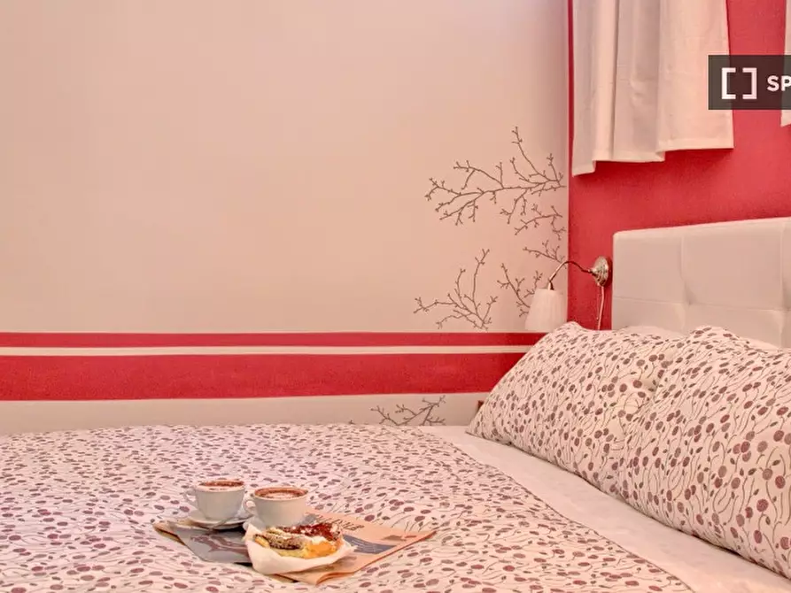 Immagine 15 di Appartamento in affitto  in Via di S. Martino Ai Monti a Roma