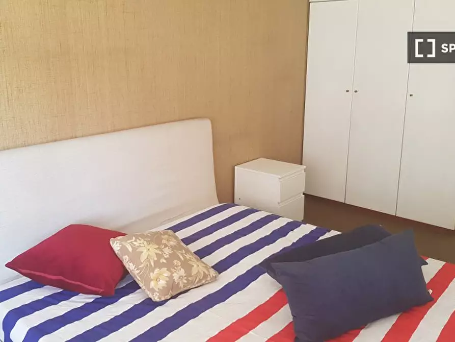 Immagine 1 di Camera condivisa in affitto  in Via Federico Paolini a Torino