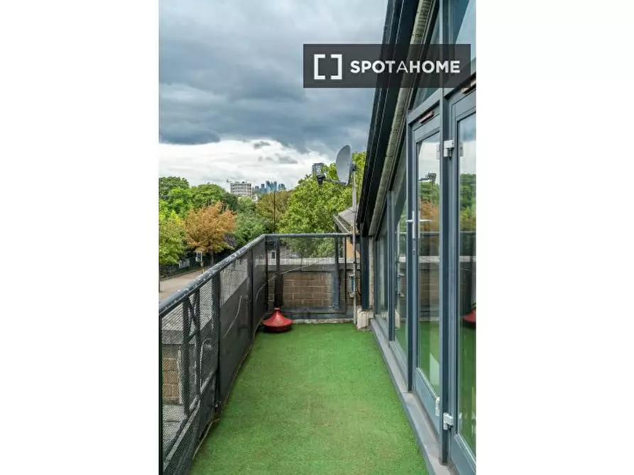 Immagine 4 di Appartamento in affitto  in Lion Court a Poplar