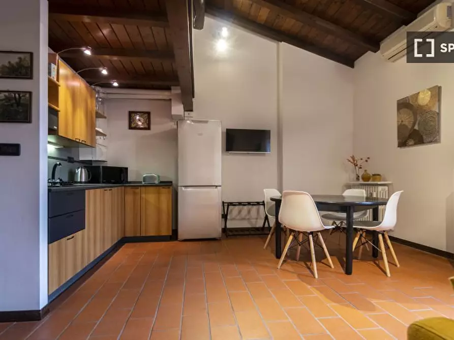 Immagine 10 di Appartamento in affitto  in Via Piella a Bologna