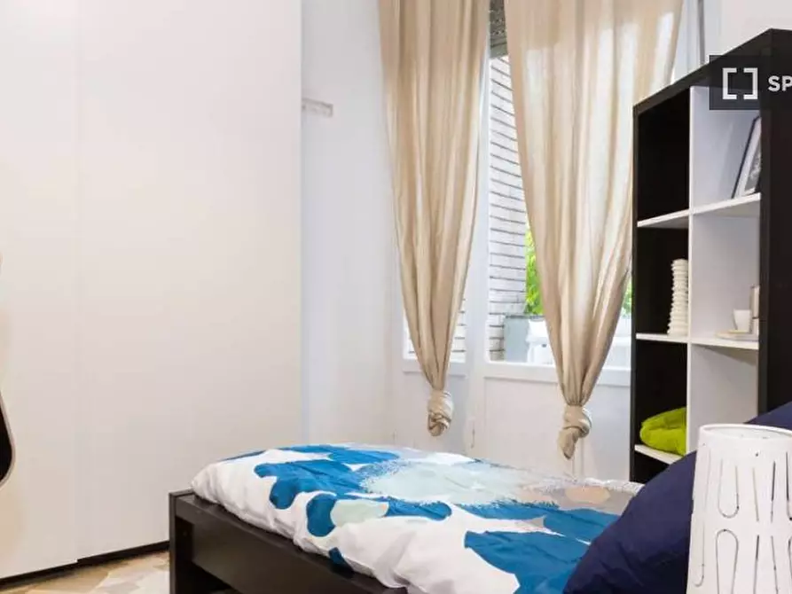 Immagine 2 di Camera condivisa in affitto  in Via Bartolomeo D'Alviano a Milano