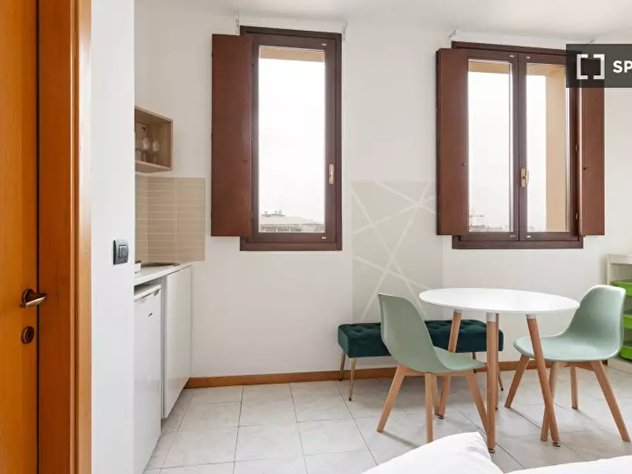 Immagine 7 di Ufficio in affitto  in Corso Magenta a Milano