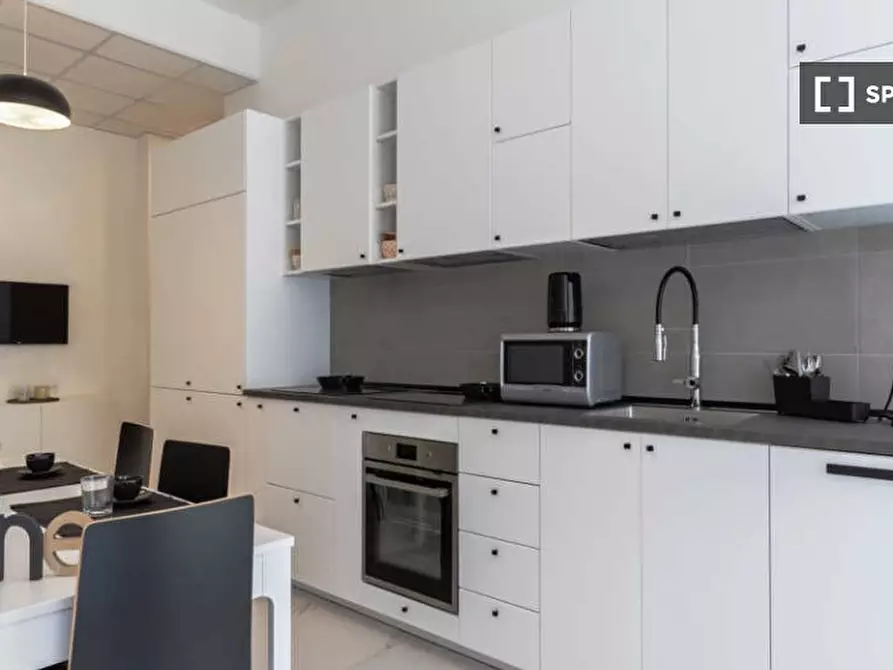 Immagine 11 di Camera condivisa in affitto  in Viale Bligny a Milano