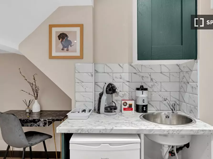 Immagine 9 di Ufficio in affitto  in flat a a Hackney