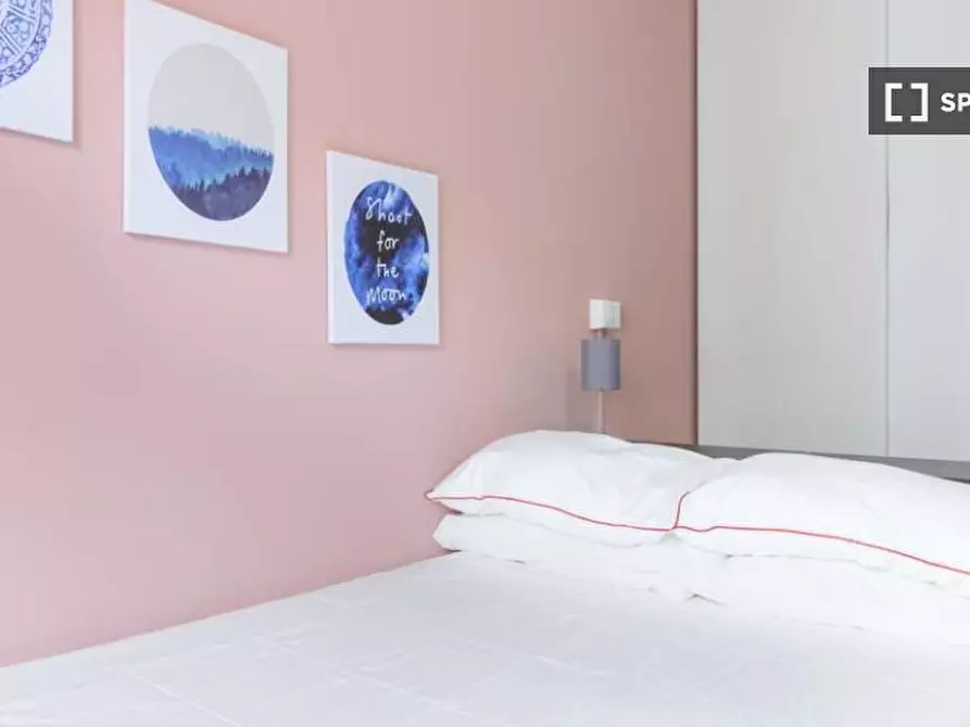 Immagine 1 di Camera condivisa in affitto  in Viale Andrea Doria a Milano