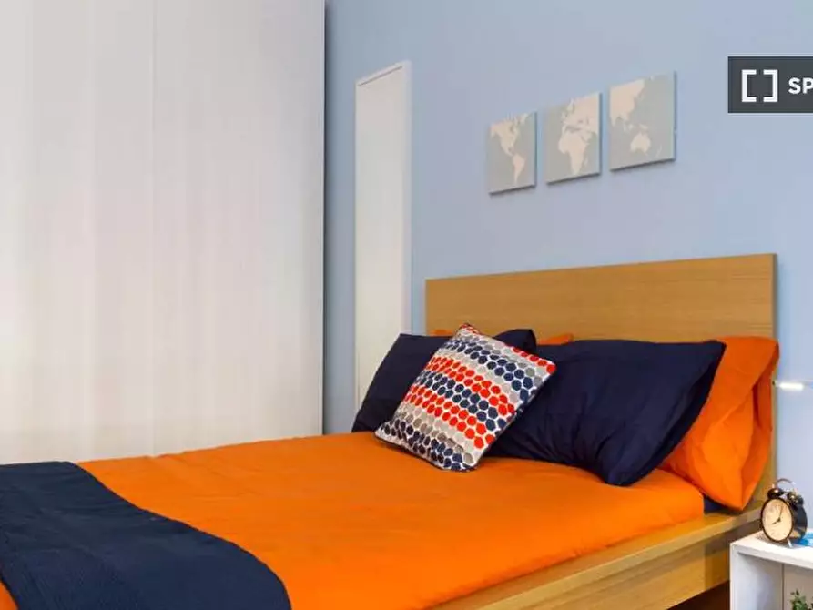 Immagine 1 di Camera condivisa in affitto  in Via Larga a Milano