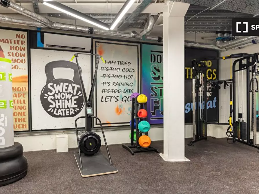 Immagine 14 di Ufficio in affitto  in Western Ave a Ealing