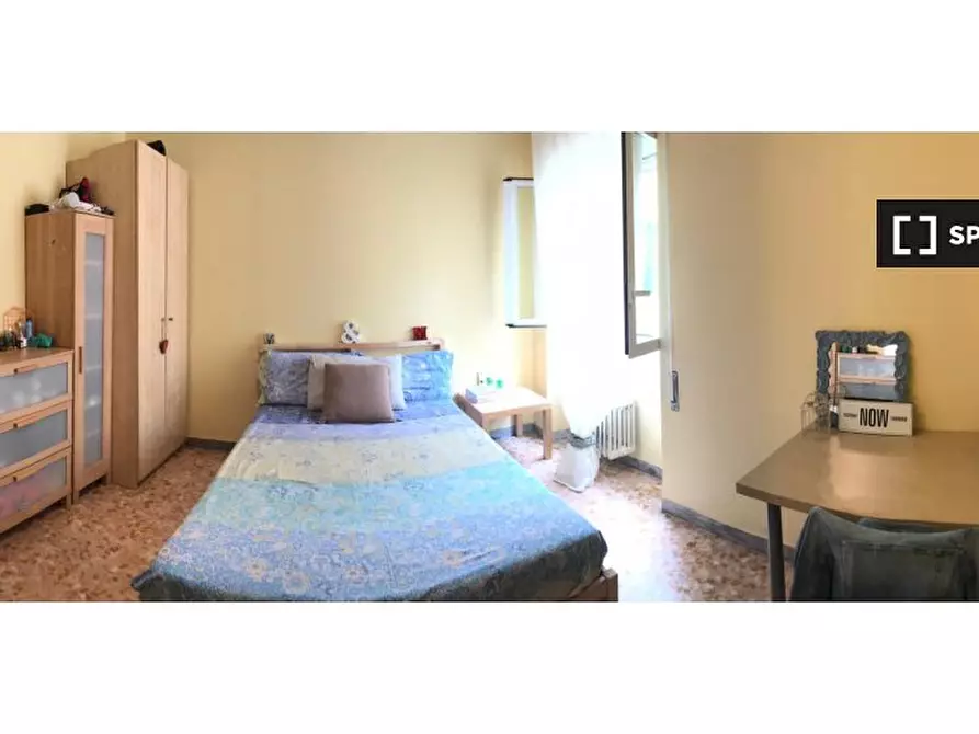 Immagine 3 di Camera condivisa in affitto  in Viale Leonardo da Vinci a Roma