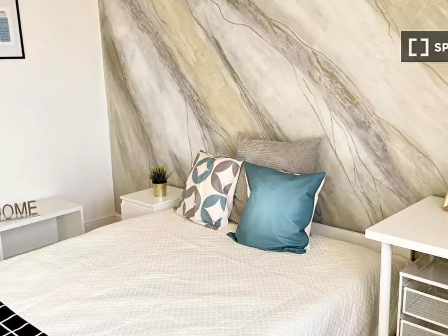 Immagine 5 di Camera condivisa in affitto  in Piero Puccioni a Firenze