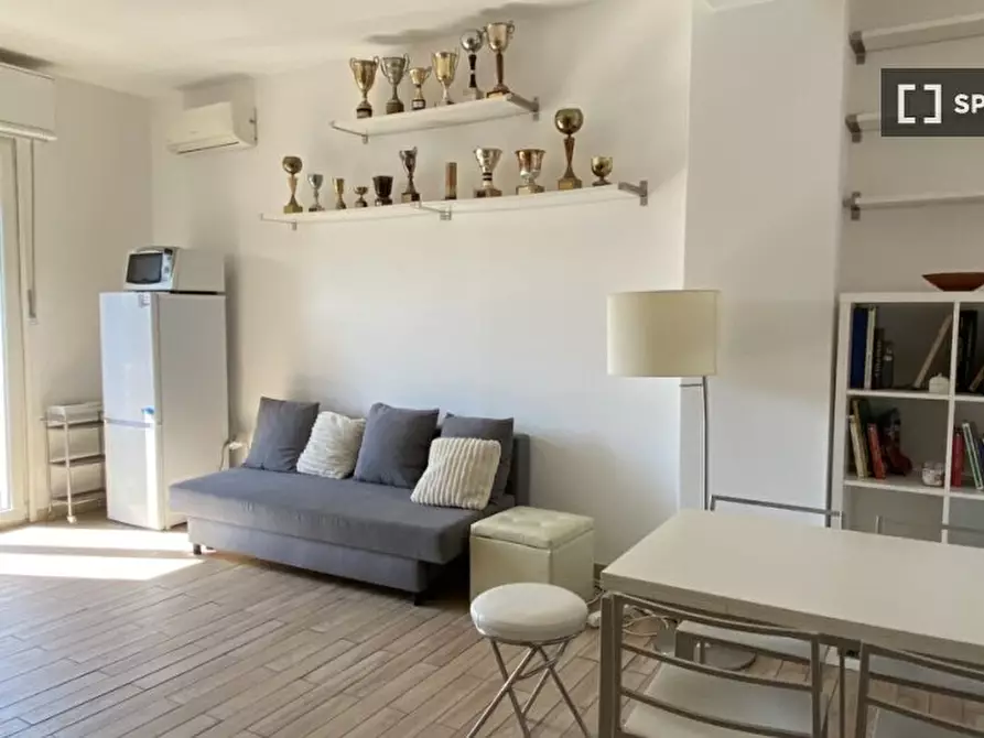 Immagine 1 di Appartamento in affitto  in Viale Cassala a Milano