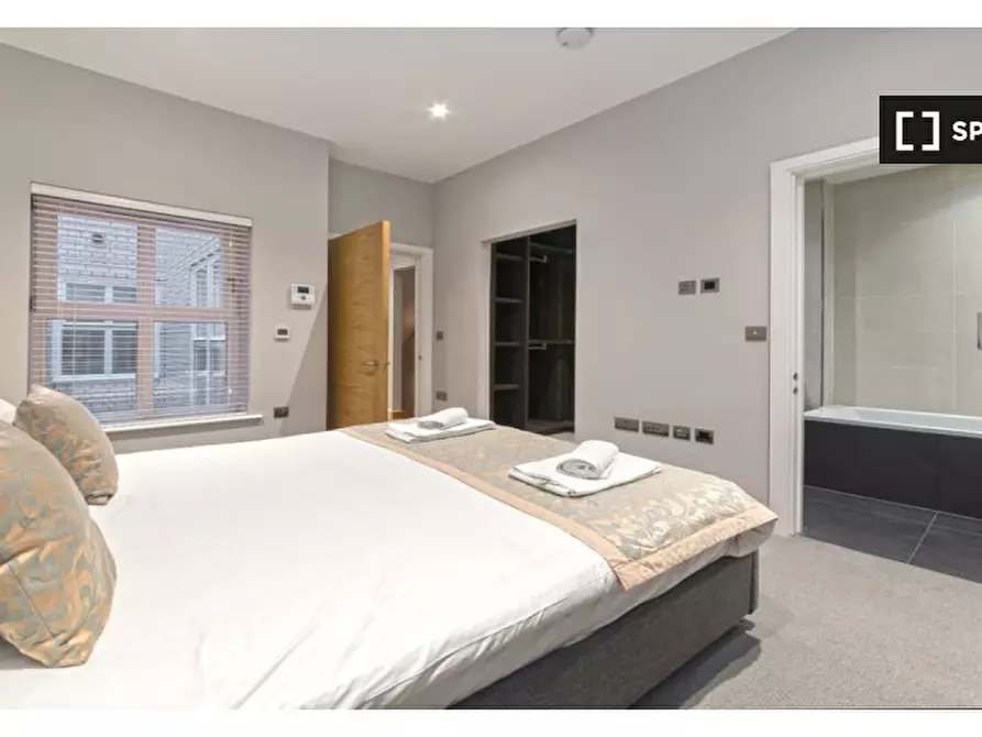 Immagine 9 di Appartamento in affitto  in Apartment 1, 53A Fleet Street a 