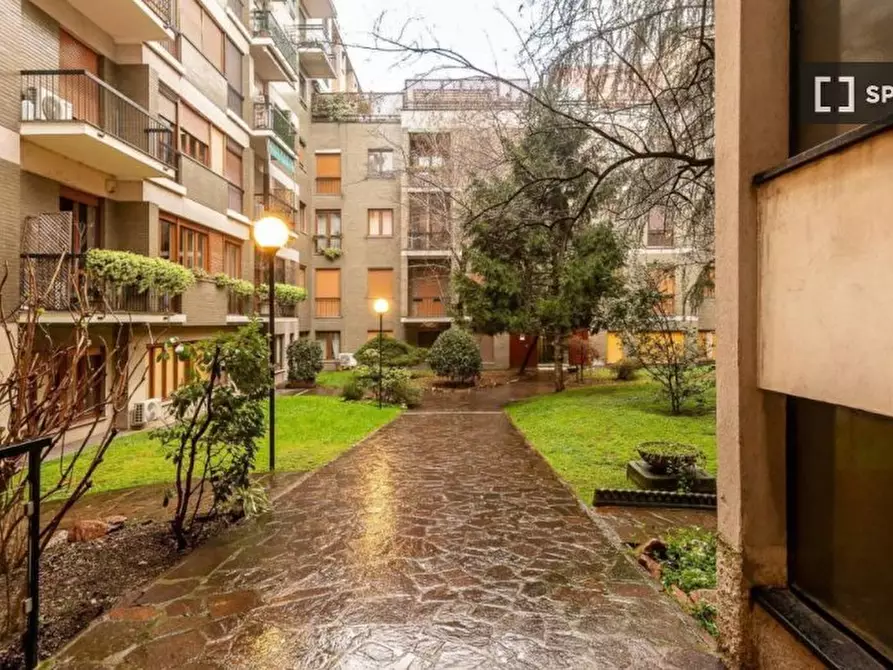 Immagine 15 di Appartamento in affitto  in Via Francesco de Sanctis a Milano