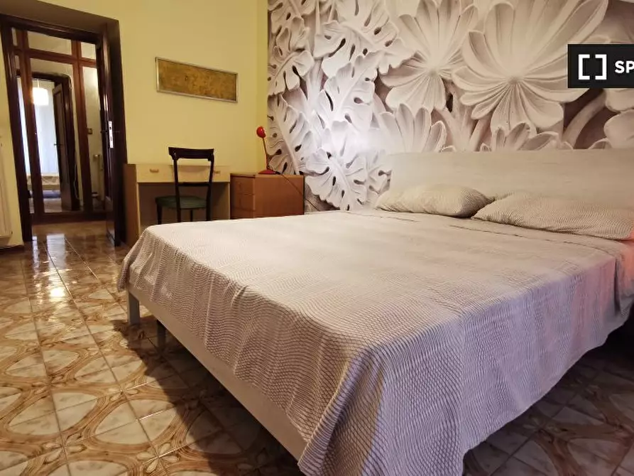 Immagine 3 di Camera condivisa in affitto  in Via Mecenate a Roma