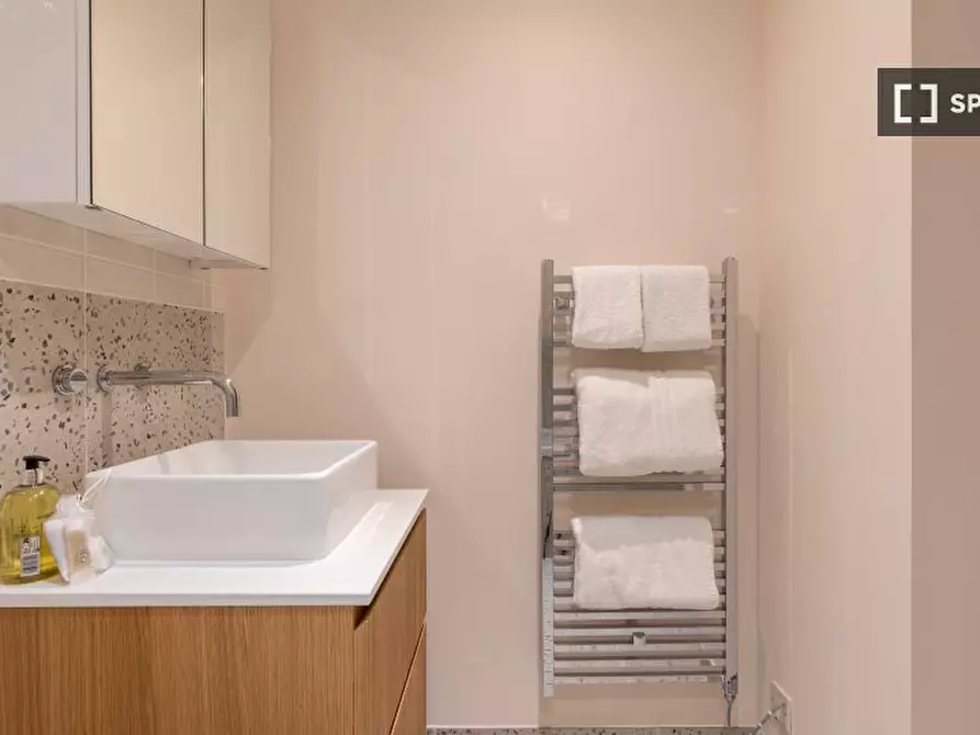 Immagine 9 di Appartamento in affitto  in Millharbour a Poplar