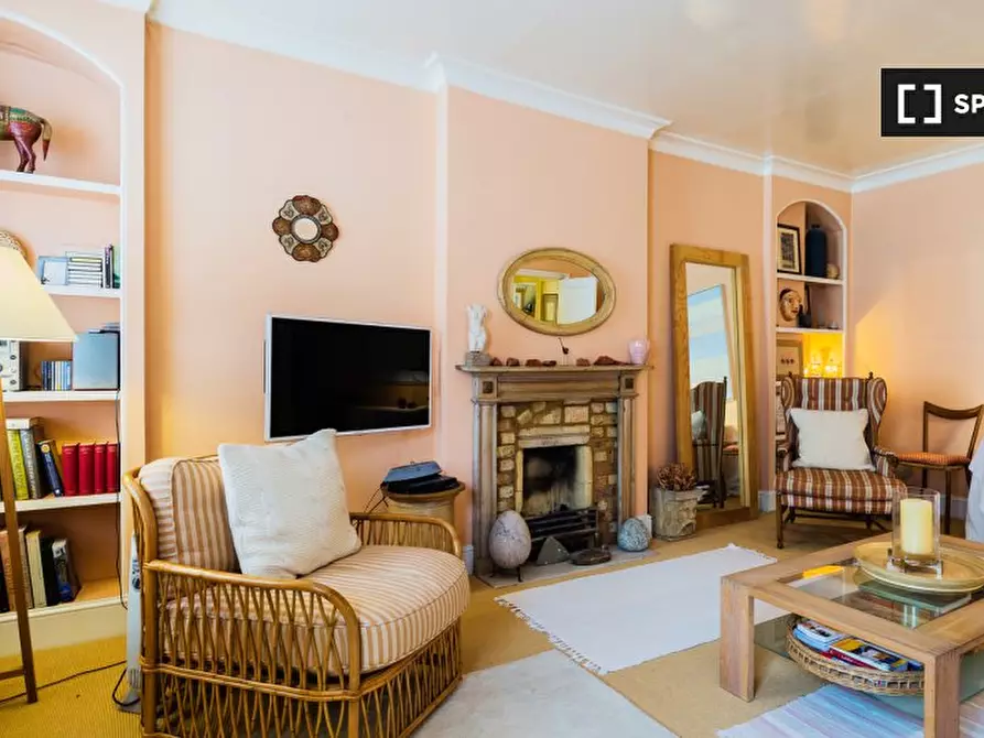 Immagine 2 di Appartamento in affitto  in Ennismore Gardens Mews a Kensington