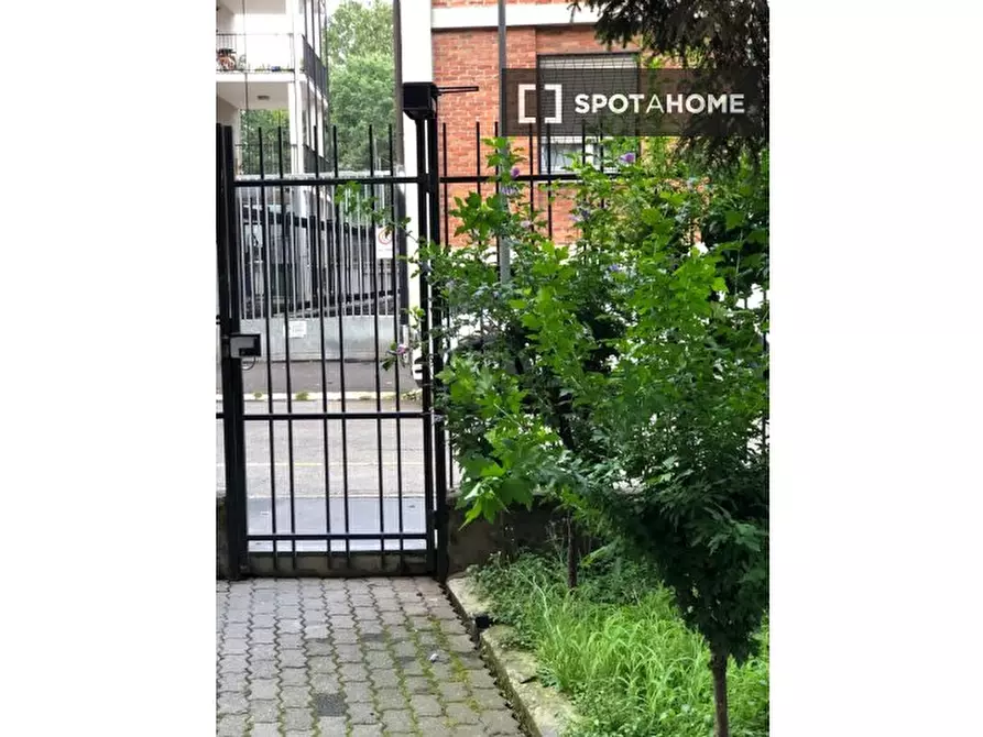 Immagine 1 di Appartamento in affitto  in Via Pellegrino Rossi a Milano