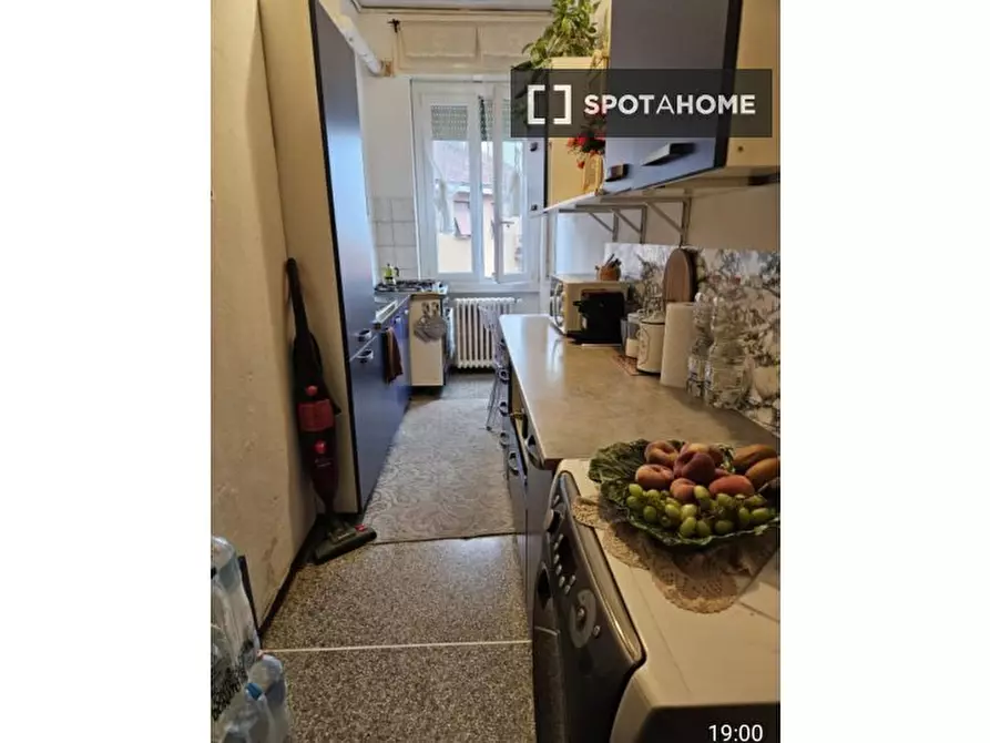 Immagine 3 di Camera condivisa in affitto  in Viale Fulvio Testi a Milano