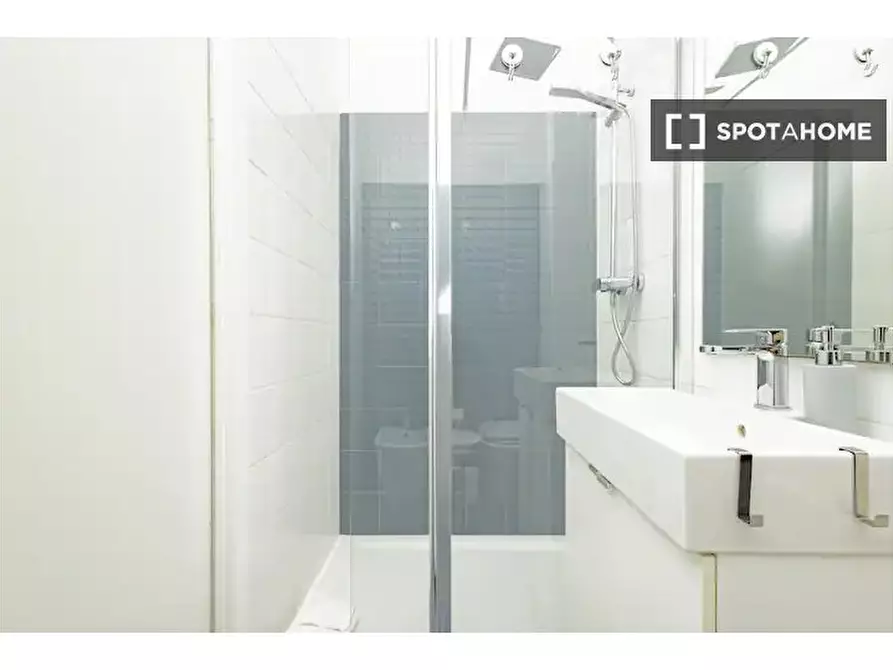 Immagine 3 di Appartamento in affitto  in Via Giambellino a Milano