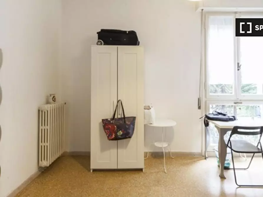 Immagine 2 di Camera condivisa in affitto  in Via Giovanni Targioni Tozzetti a Firenze