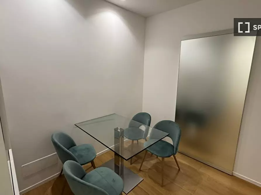 Immagine 8 di Appartamento in affitto  in Via della Lungara a Roma