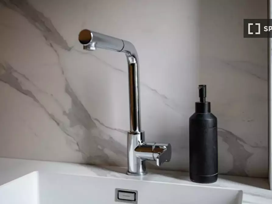 Immagine 14 di Appartamento in affitto  in Via Novara a Milano