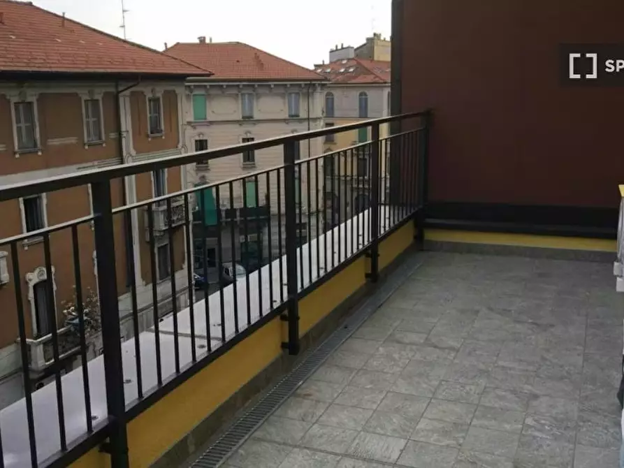 Immagine 12 di Ufficio in affitto  in Via Luigi Mercantini a Milano