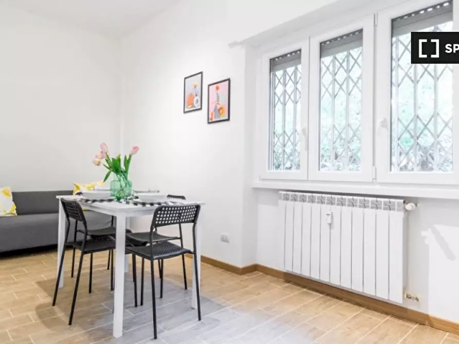 Immagine 6 di Camera condivisa in affitto  in Via delle Genziane a Milano