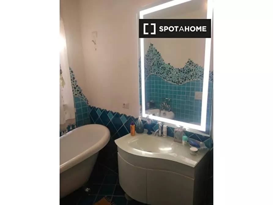 Immagine 7 di Camera condivisa in affitto  in Via Calamosco a Bologna