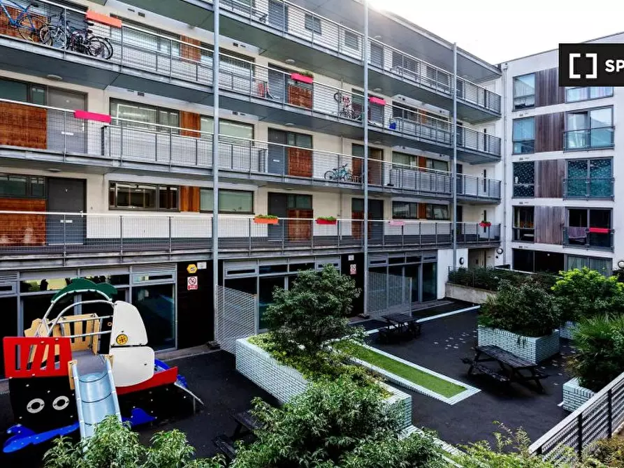 Immagine 14 di Appartamento in affitto  in Flat Kleine Wharf a Islington