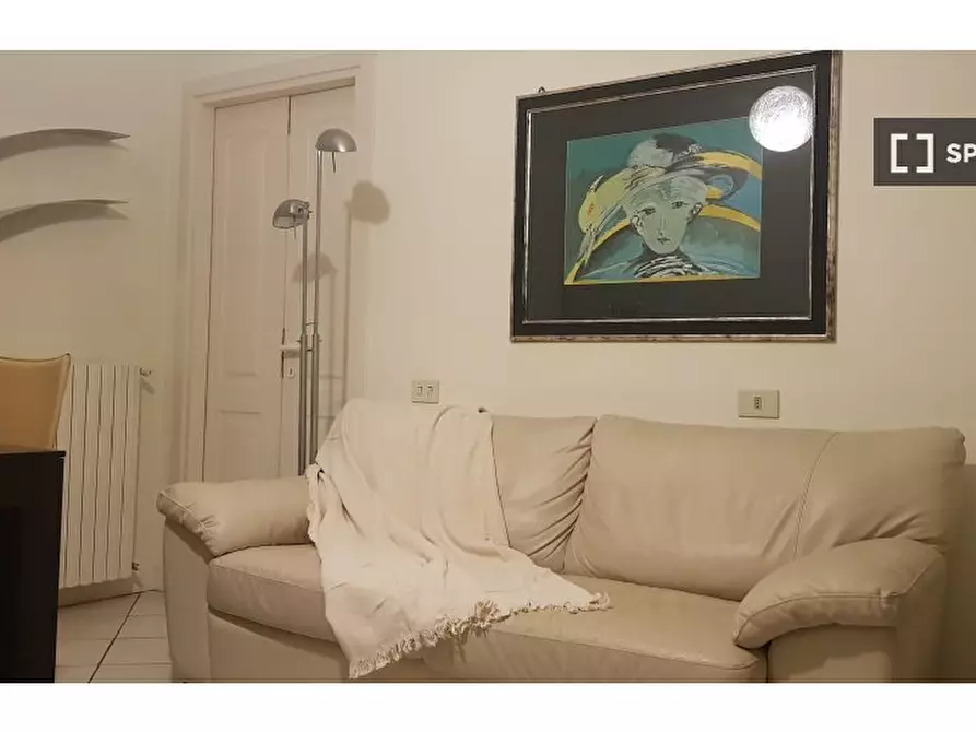 Immagine 1 di Appartamento in affitto  in Str. della Carità a Milano