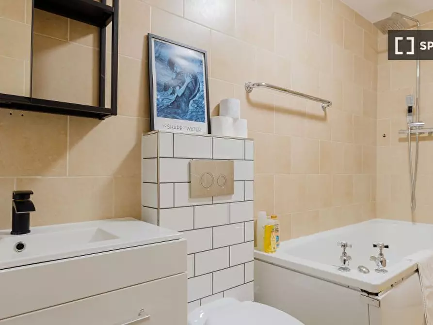Immagine 5 di Appartamento in affitto  in Brodlove Ln a Poplar
