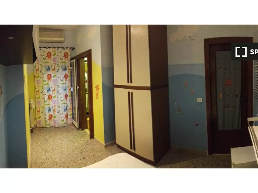 Immagine 2 di Camera condivisa in affitto  in Via Attilio Hortis a Roma
