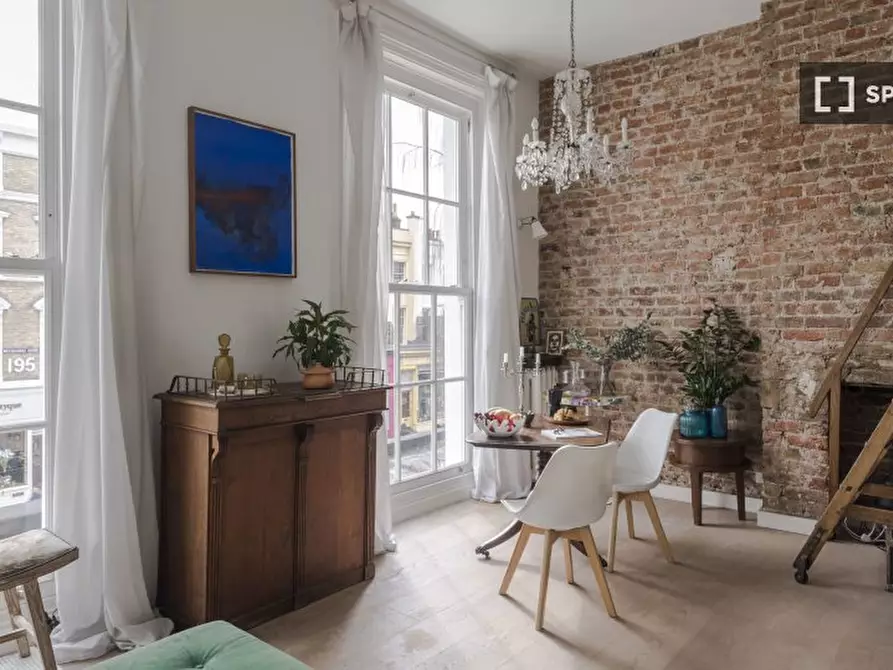 Immagine 3 di Appartamento in affitto  in flat a Kensington